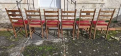 Table ronde bois avec 1 rallonge intégrée + 6 chaises bois et tissus