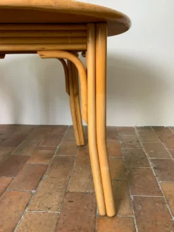 Table ronde de salle à manger