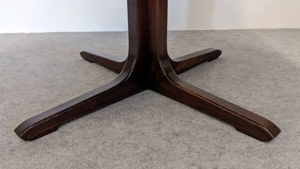 Table ronde de salle à manger extensible Baumann, France vers 1970