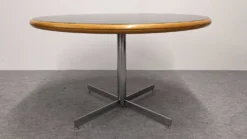 Table ronde de salle à manger moderniste dlg Warren Platner, Italie 1970