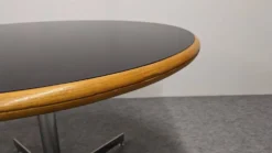 Table ronde de salle à manger moderniste dlg Warren Platner, Italie 1970