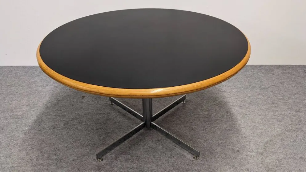 Table ronde de salle à manger moderniste dlg Warren Platner, Italie 1970