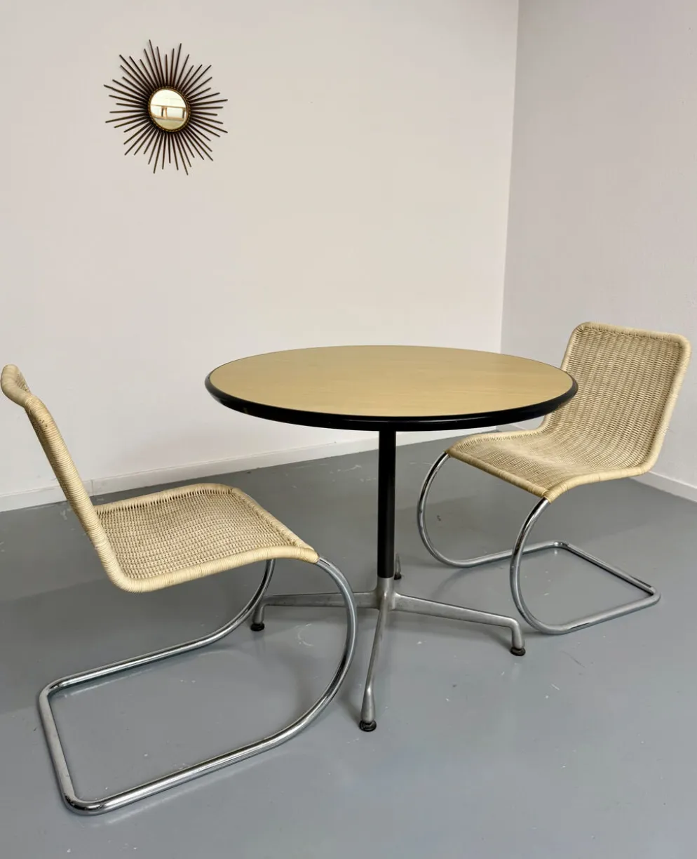 Table ronde design Eames Contract pour Herman Miller années 1960