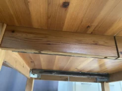 Table ronde dia 117cm extensible une rallonge en pin massif vintage an 1970
