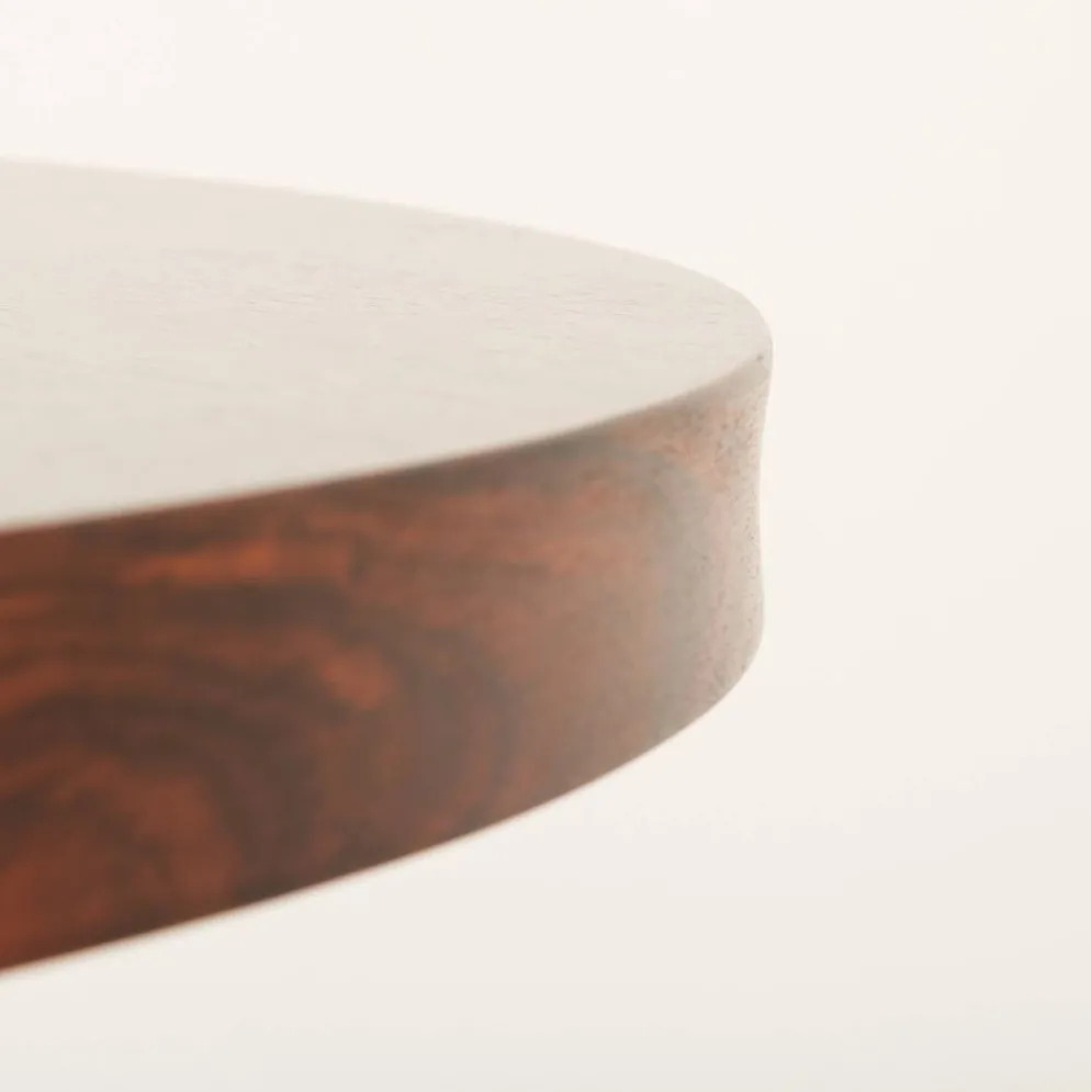 Table ronde en palissandre de Carlo de Carli, années 1960.