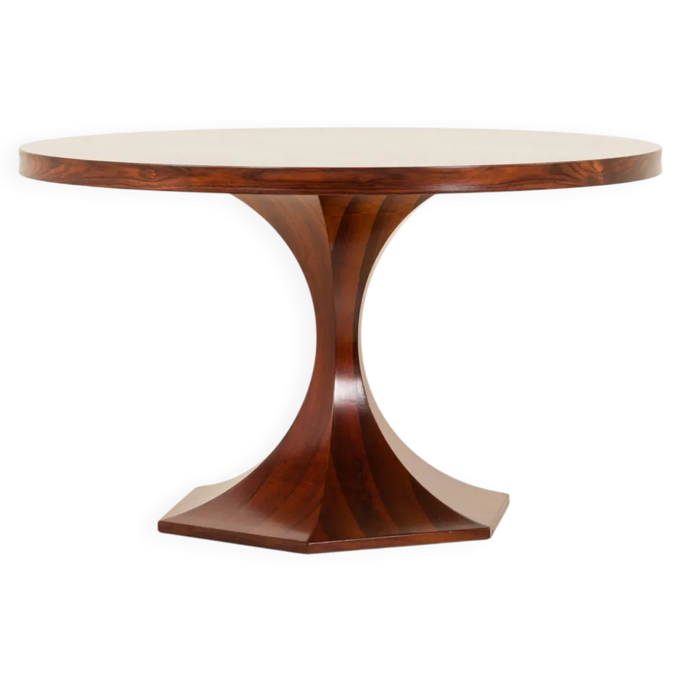 Table ronde en palissandre de Carlo de Carli, années 1960.