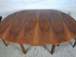 Table ronde extensible Art déco des années 1950, rénovée.