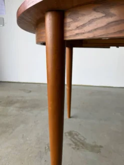 Table ronde extensible design scandinave en teck fabrication danoise