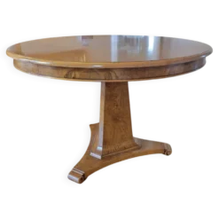 Table ronde extensible en loupe de bois aux magnifiques veinage