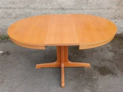 Table ronde extensible en orme