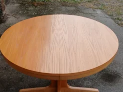 Table ronde extensible en orme
