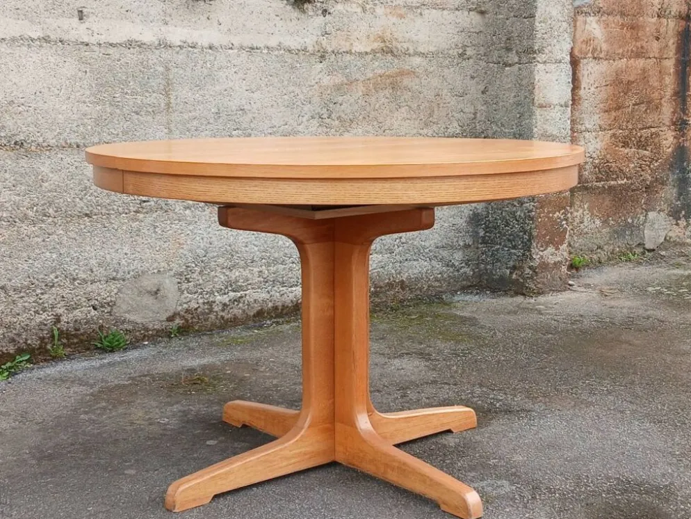 Table ronde extensible en orme