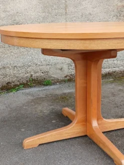 Table ronde extensible en orme