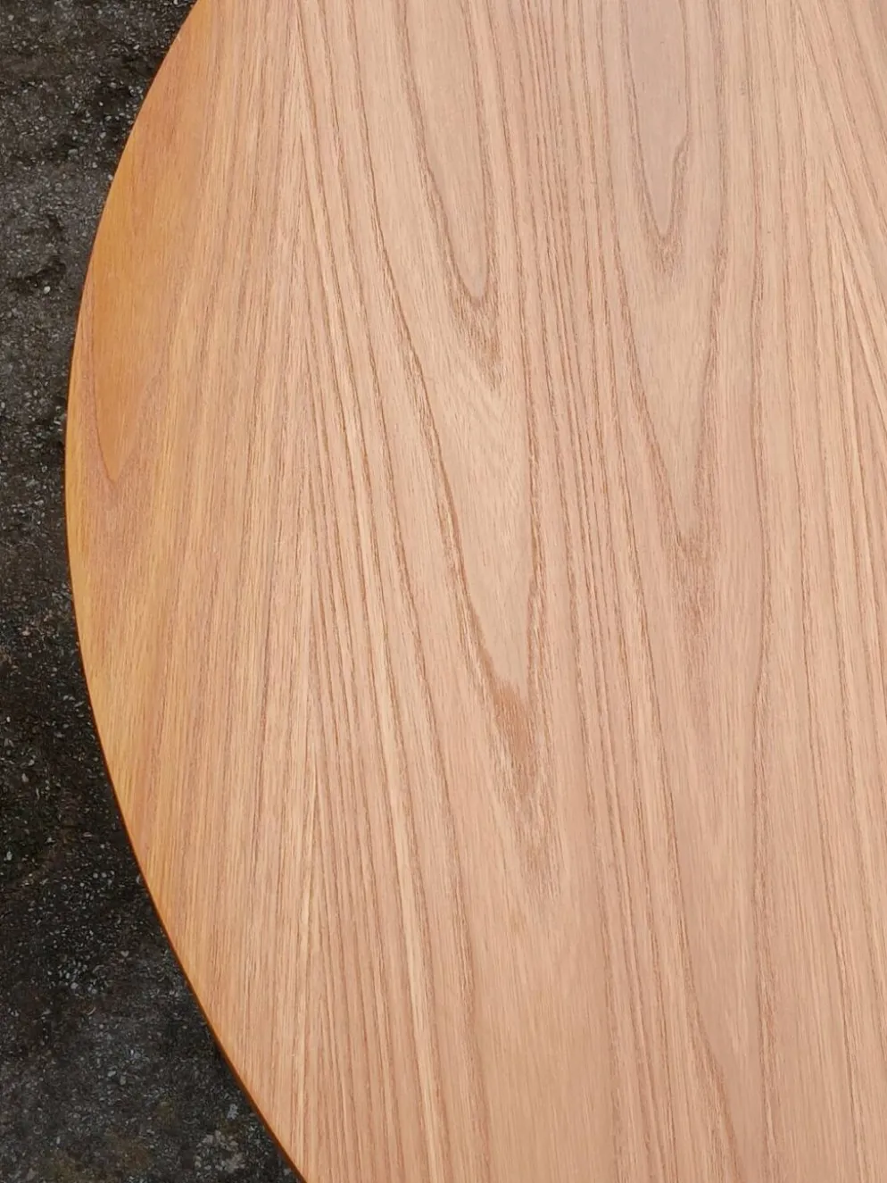 Table ronde extensible en orme