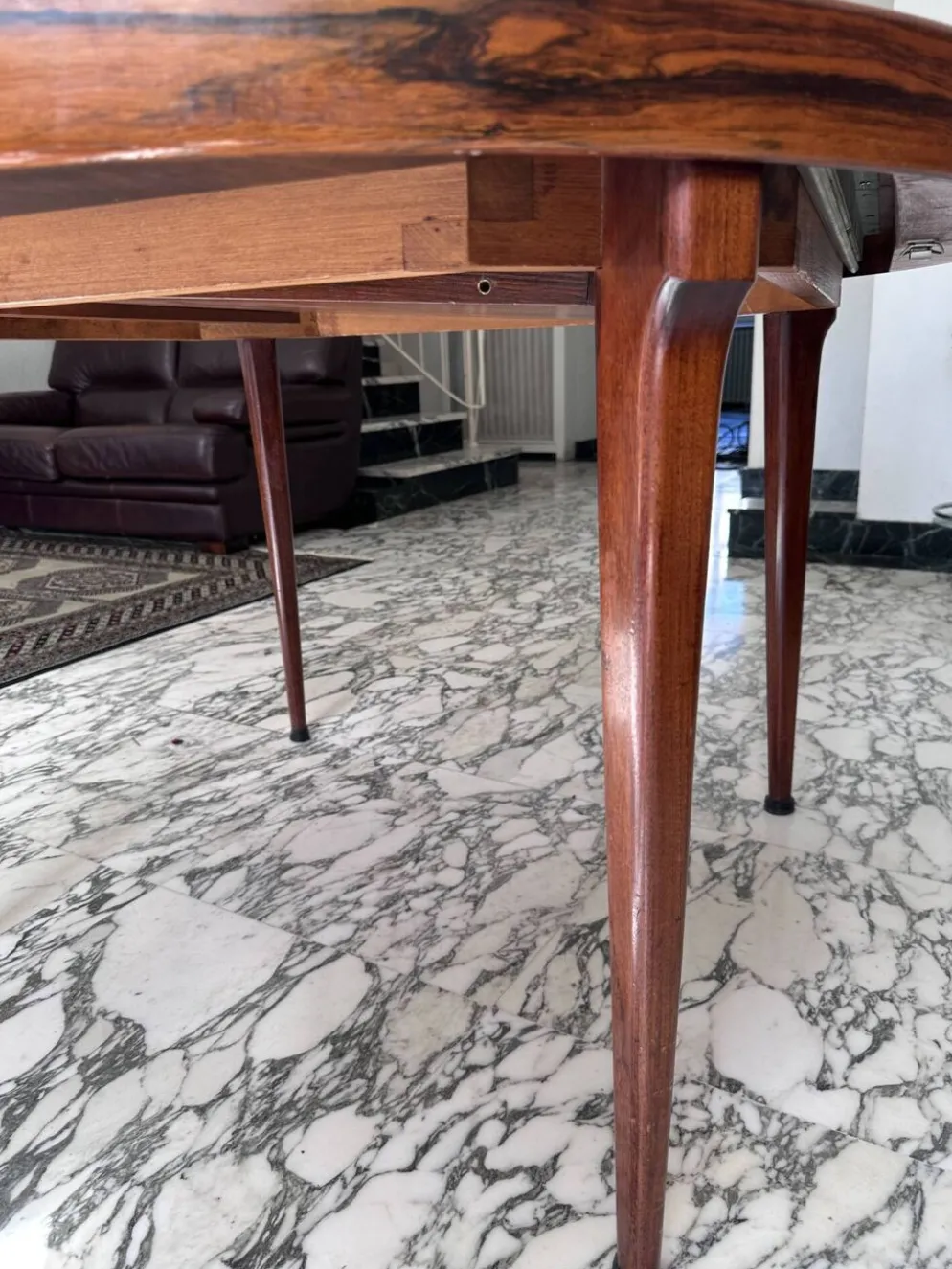 Table ronde extensible en palissandre de Rio