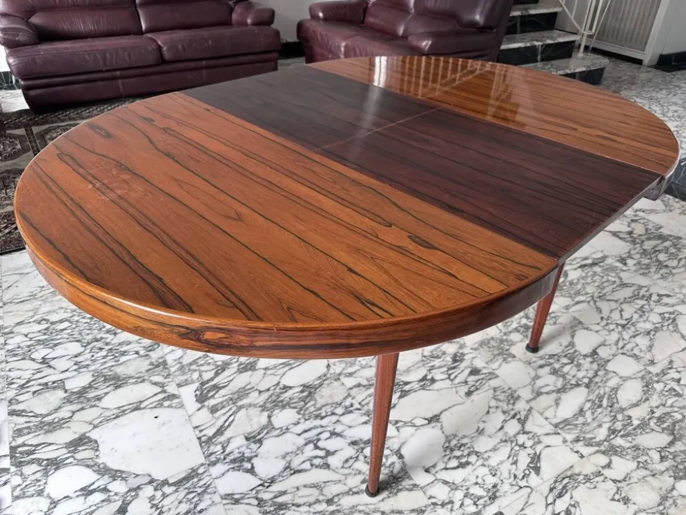 Table ronde extensible en palissandre de Rio