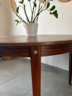 Table ronde extensible en palissandre de Rio