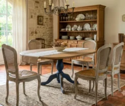 Table ronde extensible à pied central – Esprit campagne chic