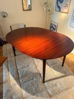 Table ronde extensible scandinave vintage en palissandre