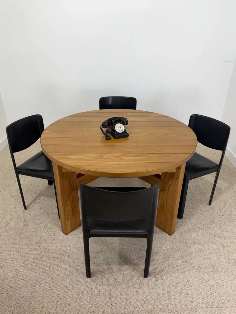 Table ronde extensible vintage esprit Atelier Chauvin S.A. – années 70