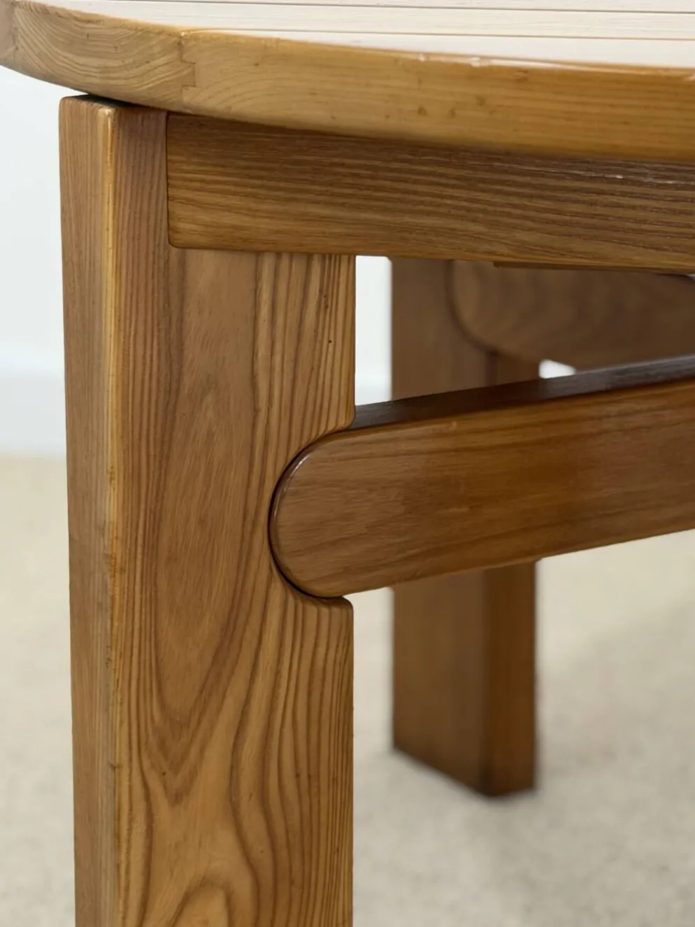 Table ronde extensible vintage esprit Atelier Chauvin S.A. – années 70
