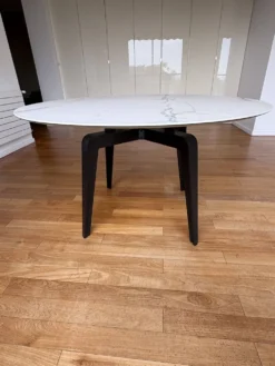 Table ronde Odessa Ligne Roset