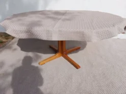 table ronde ou ovale avec rallonge, pied central, design Baumann + 4chaises