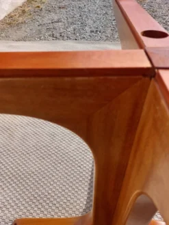 table ronde ou ovale avec rallonge, pied central, design Baumann + 4chaises