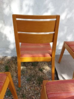 table ronde ou ovale avec rallonge, pied central, design Baumann + 4chaises