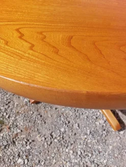 table ronde ou ovale avec rallonge, pied central, design Baumann + 4chaises