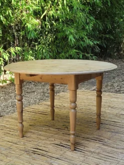 Table ronde rénovations avec 3 rallonges
