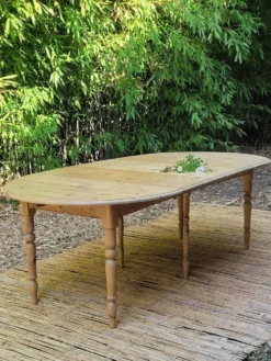 Table ronde rénovations avec 3 rallonges