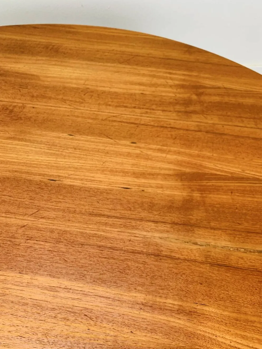 Table ronde scandinave en teck, 1960