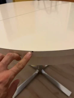 Table ronde Space age roche bobois rallonges intégré avec système 1970