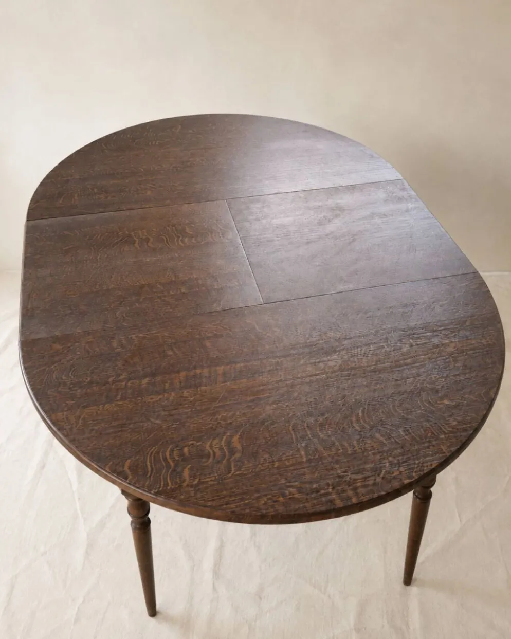 Table ronde vintage extensible en bois brun foncé, Ø100 à Ø 140 cm