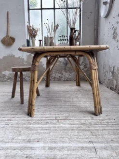 Table rotin années 50 en céramique