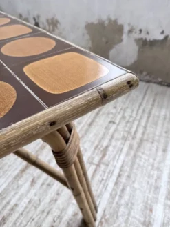 Table rotin années 50 en céramique