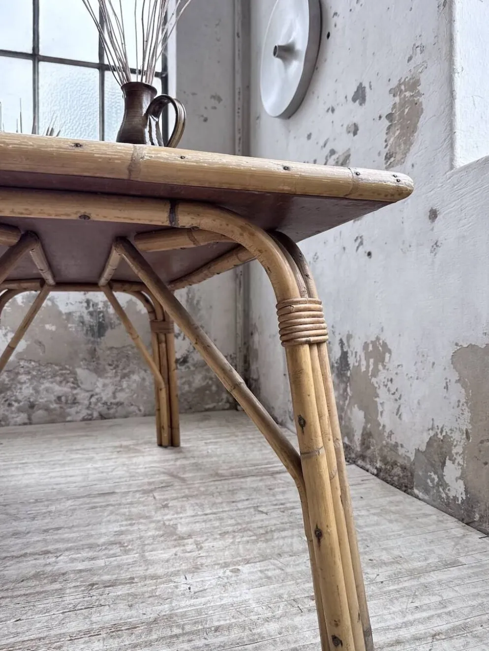 Table rotin années 50 en céramique