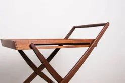 Table roulante Danoise pliable en teck, Svend Aage Madsen/Illums Bolhigus.