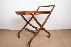 Table roulante Danoise pliable en teck, Svend Aage Madsen/Illums Bolhigus.
