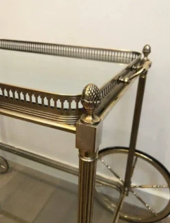 Table roulante de style néoclassique en laiton argenté