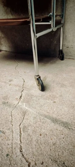 Table roulante et pliable années 70