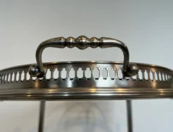 Table roulante ovale en laiton argenté de la Maison Baguès