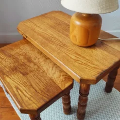 Tables basses gigognes danoises en bois massif – Vintage
