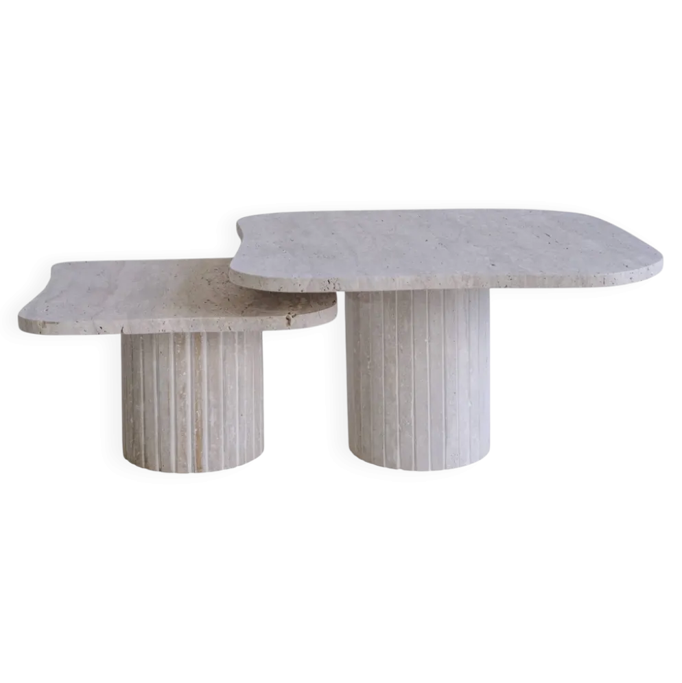 Tables basses gigognes irrégulières Athena en travertin naturel