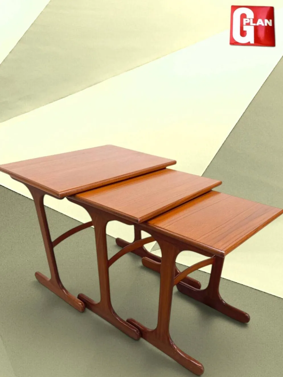 Tables basses gigognes vintage en teck G-plan