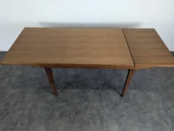 Table scandinave en teck