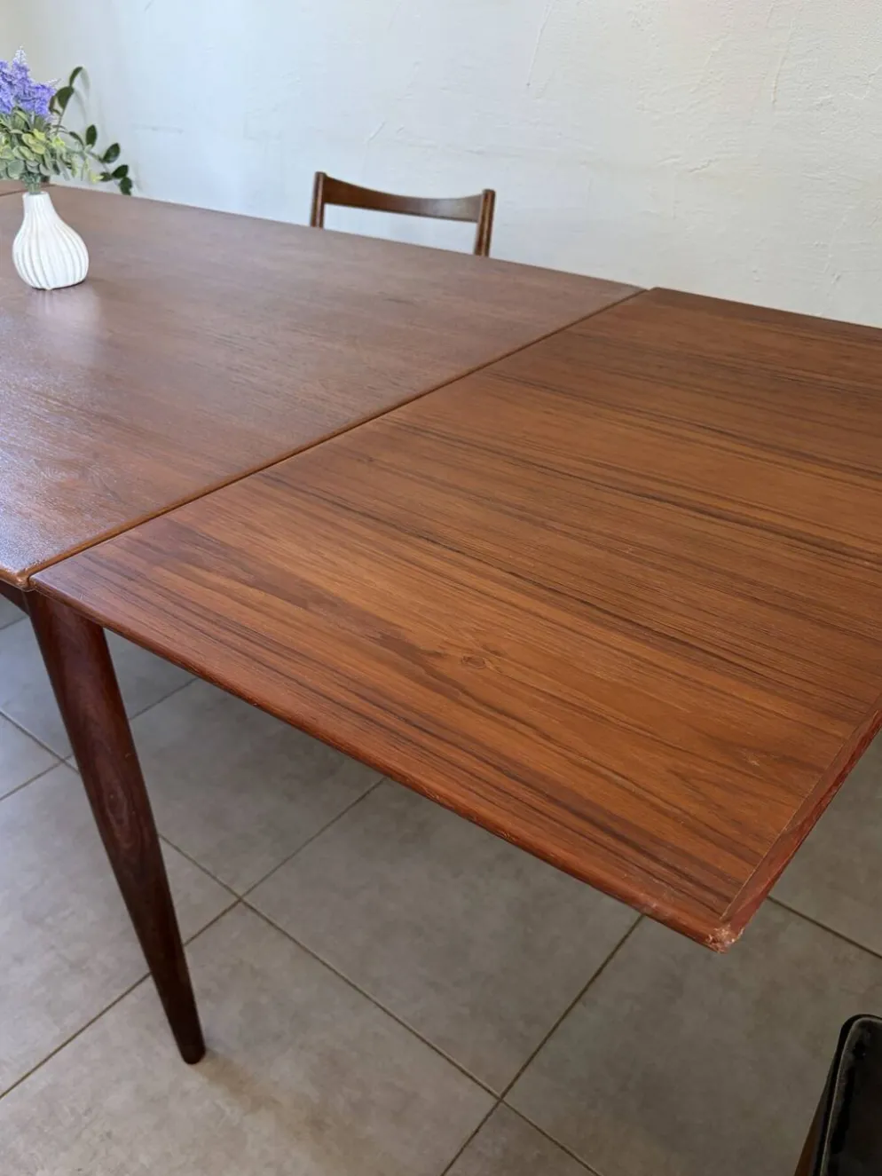 Table scandinave en teck Samcom