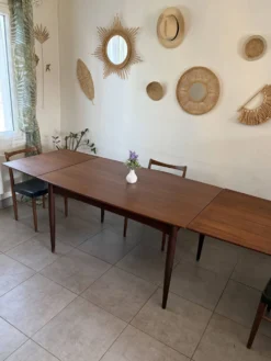 Table scandinave en teck Samcom