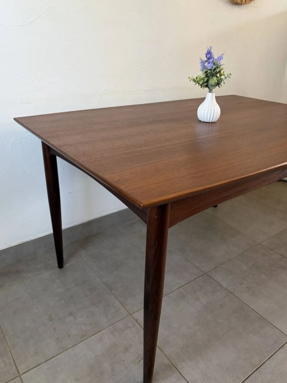 Table scandinave en teck Samcom